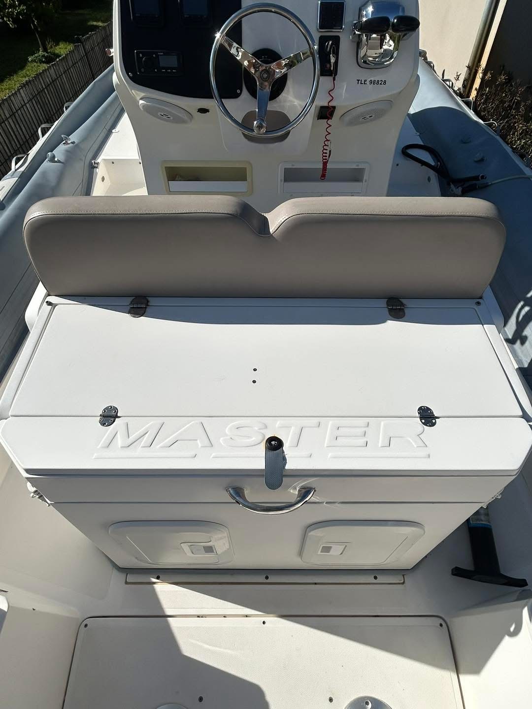 16375E36-5E7D-4A9C-8648-4E4A636693D3