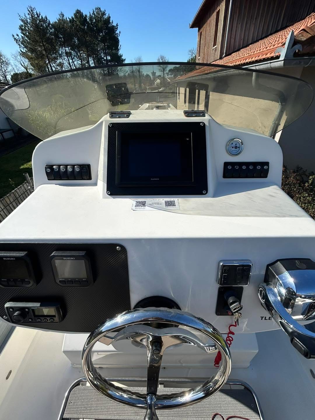 2D127D4E-E140-4373-8EF8-70454242FD37