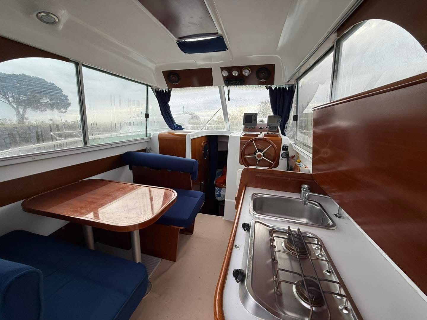 30A27AAC-9903-4472-A311-32942BBFF409