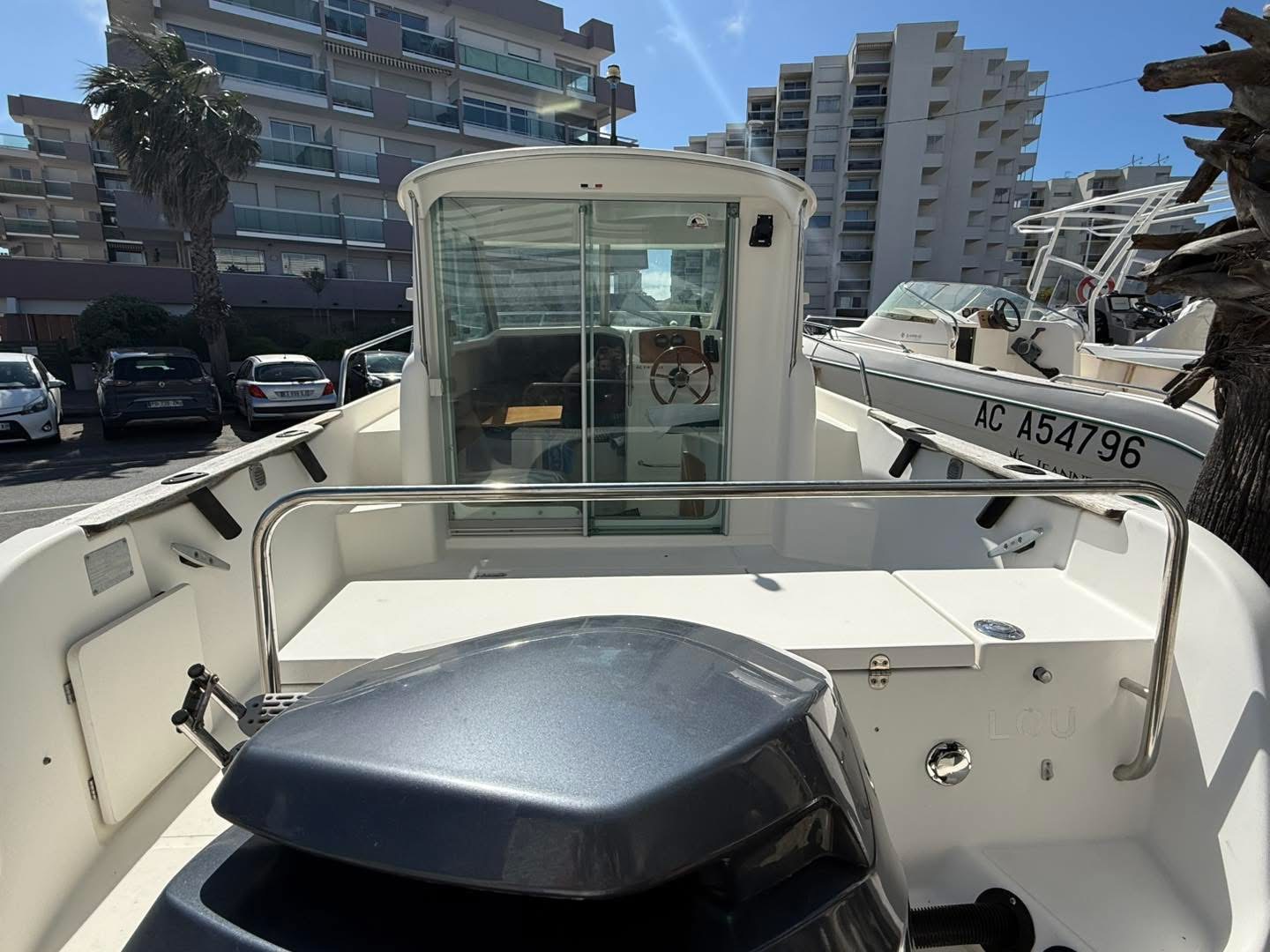 318BF024-5AF4-4402-A0CA-BC2B4198B90A