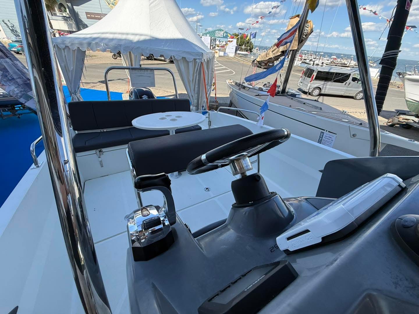 377027B4-CA0D-46CC-82B1-549E9105A3A6