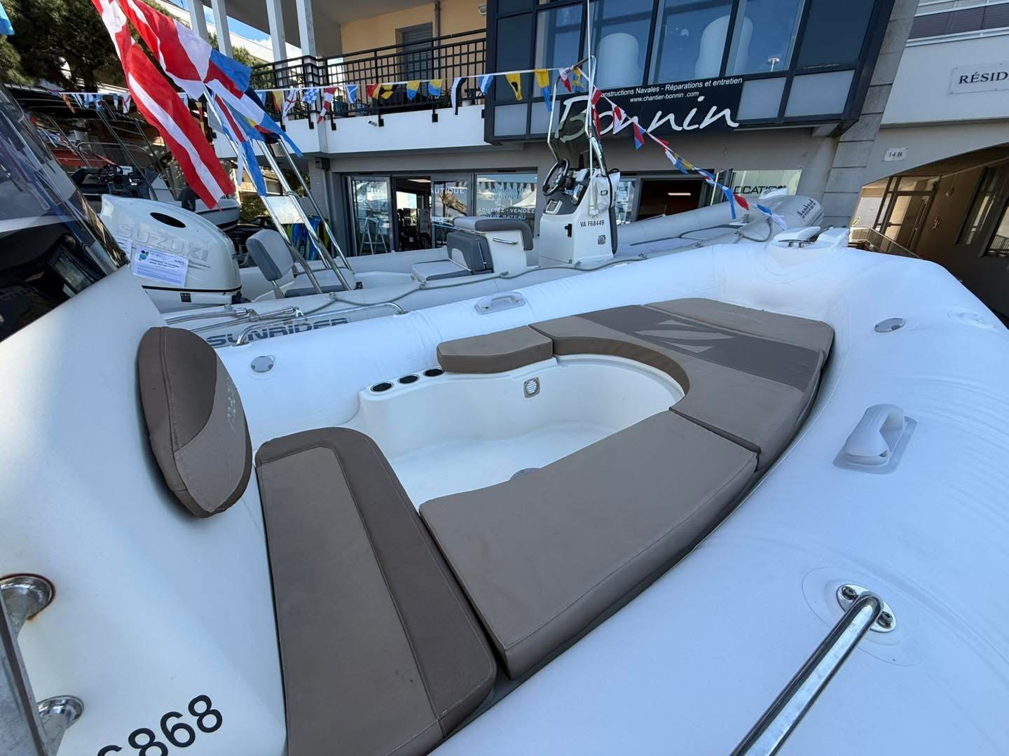 3EC45969-DA6A-412B-B4CA-C4C343F0A34C