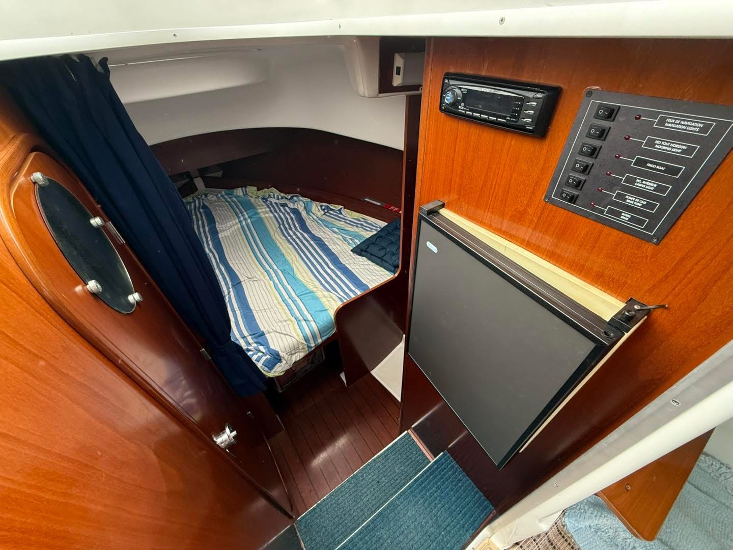 48BAE3AE-D10C-4F00-9CF0-79FCDCCB9617