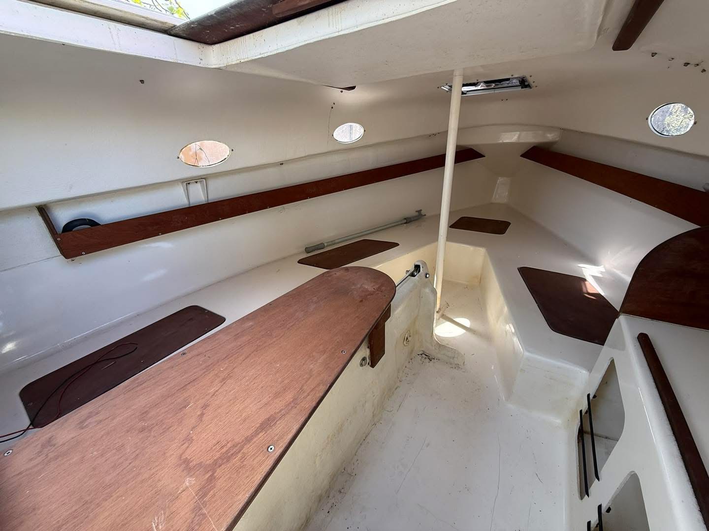 50F5D2E1-0919-42D1-A587-FDB10F02DDEE