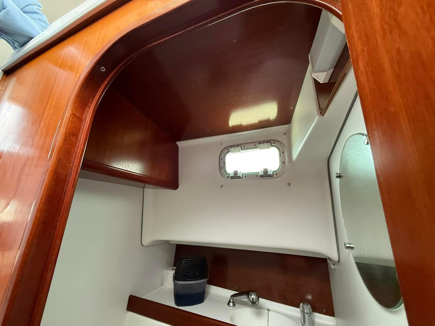 74FA6A19-109D-4C52-94EA-7C949B1CC914