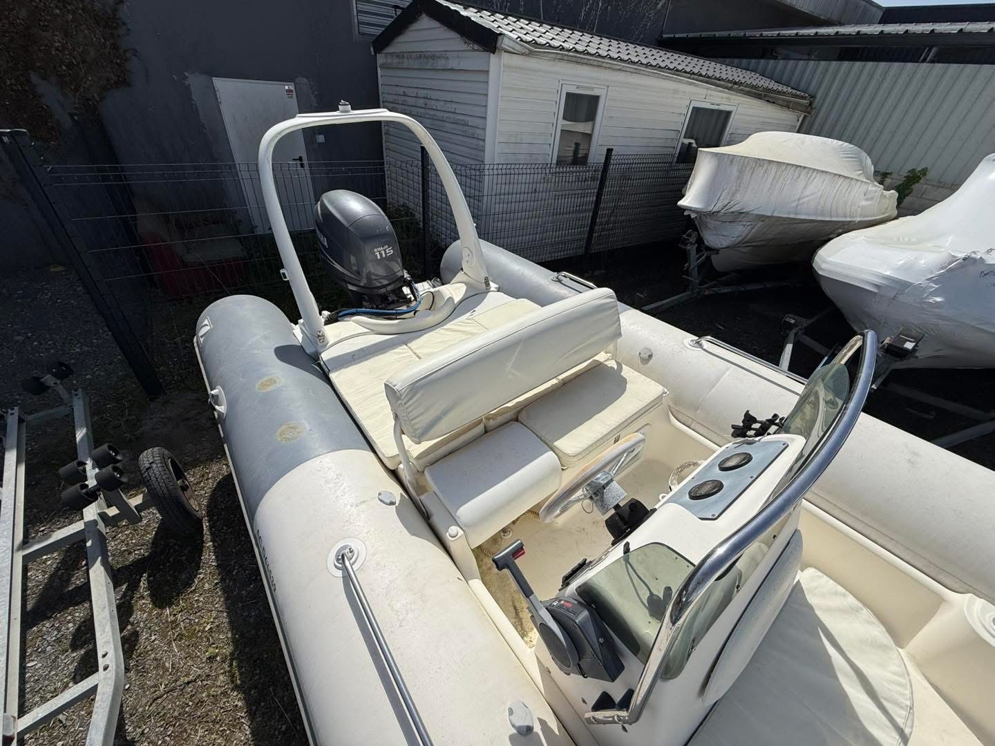 8476DFC4-D114-44B5-9685-4906C6BC577C