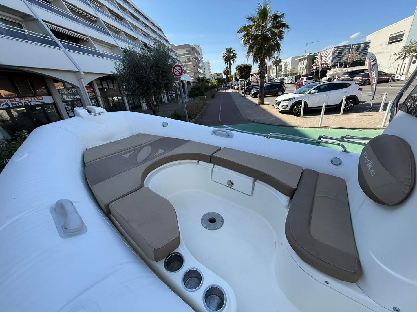 87F82783-0B56-4977-9EEA-61C26ED2390A