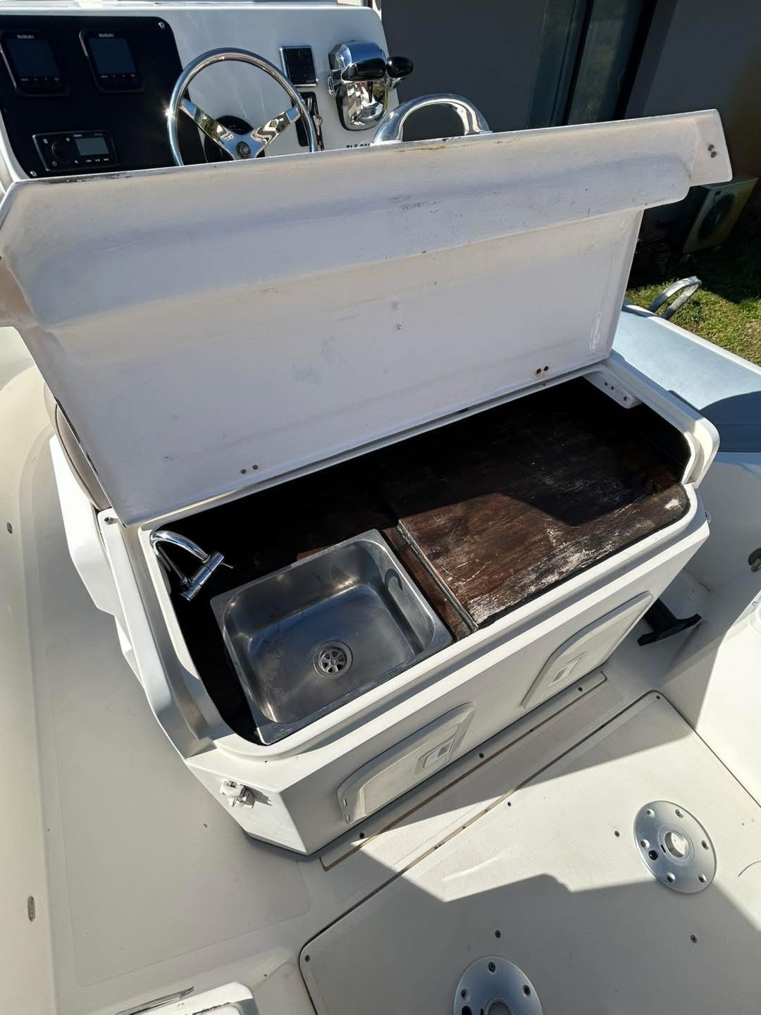 9DB6EA14-0A82-43F5-9CB5-A6CE6F441CC1