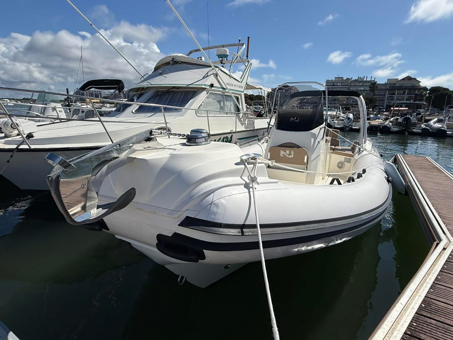 A26B3CE9-E4F5-4770-A815-E0C3557F2196