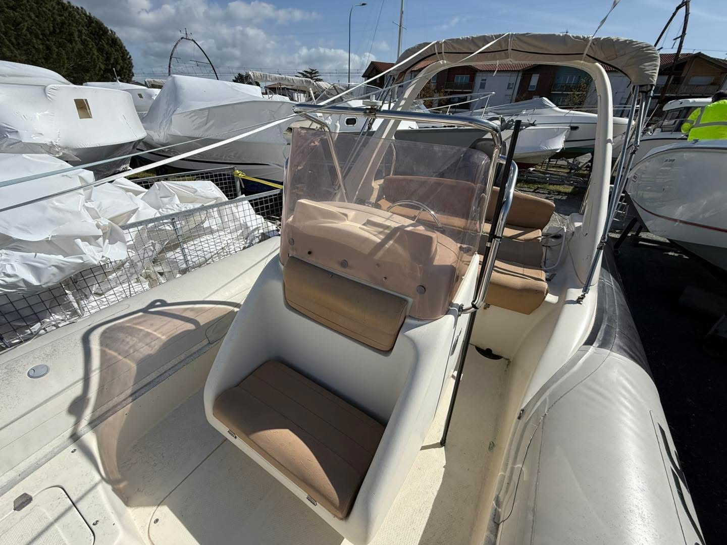 B6F8E2D6-97DD-4048-AB0F-8A38AF27742A