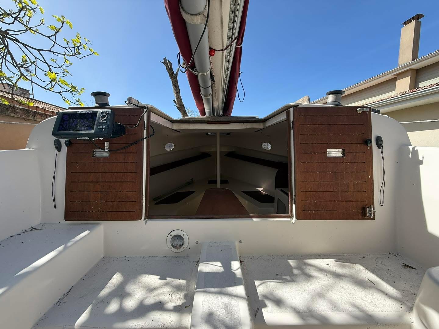 D869F15C-E747-40FD-B6E7-1920CF94DB9B