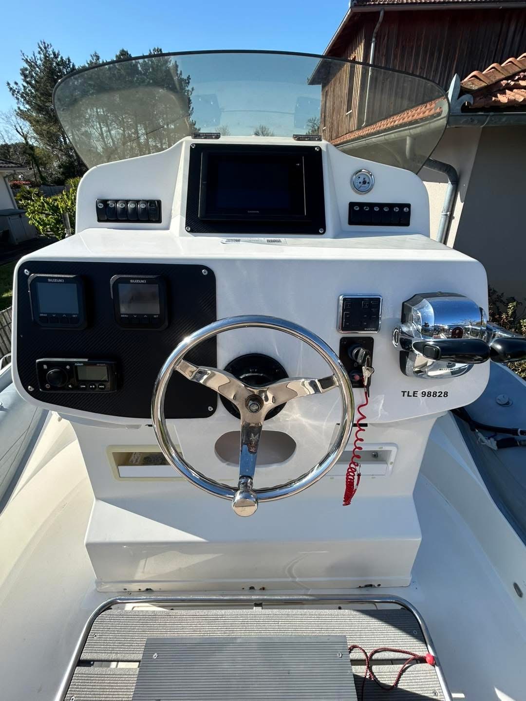 DA3E94DD-C38E-4ED3-AEB5-BF8108E96821