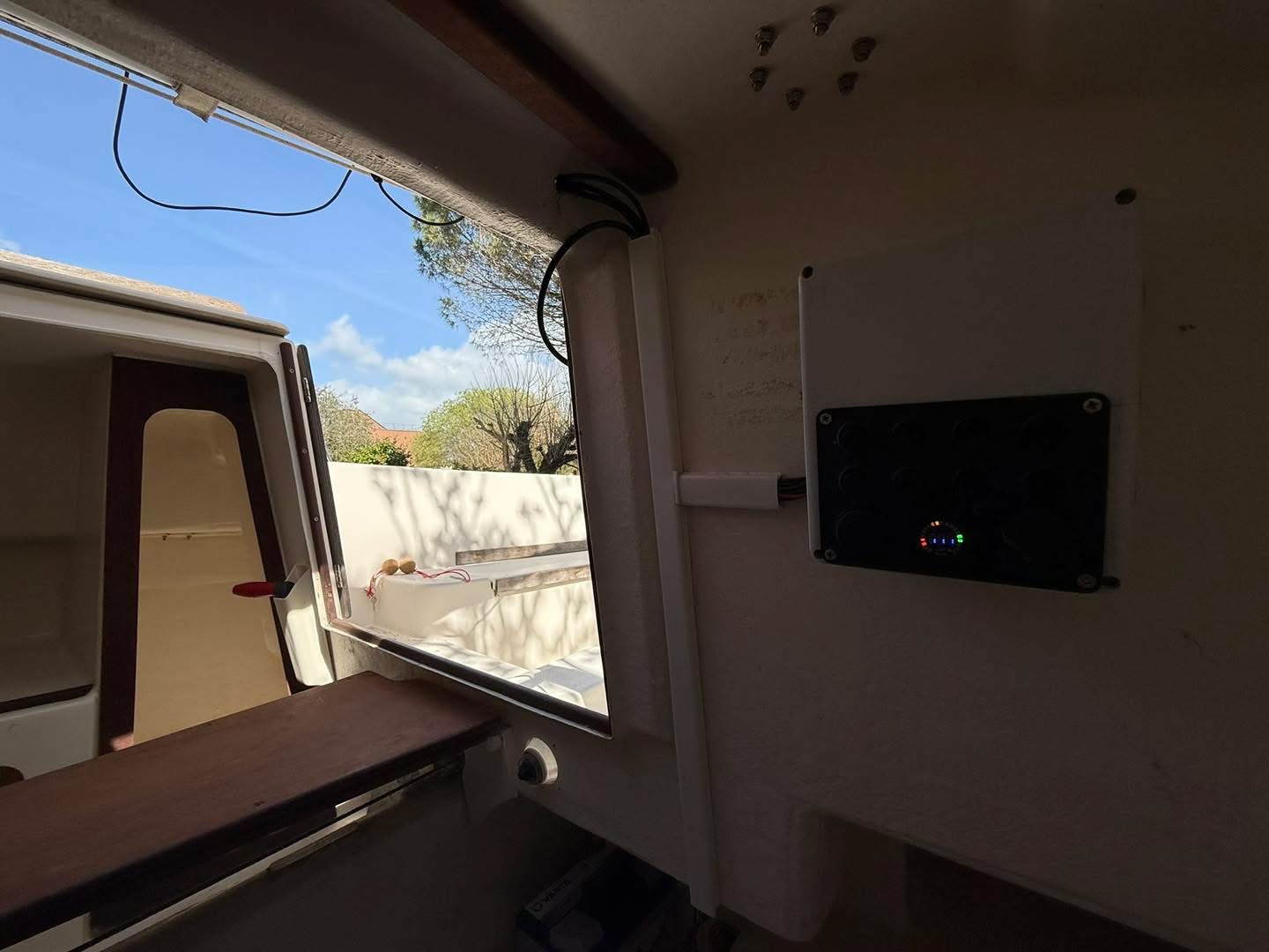 DAA3812A-3105-46F3-A916-FE60FDB3D297