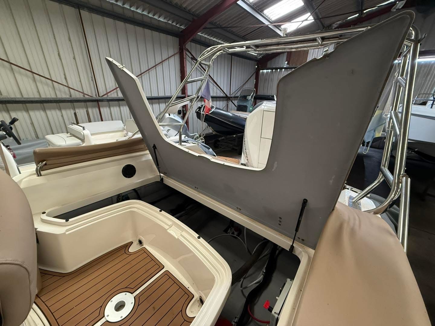 F2A705FB-9D2E-4B6B-B484-3741872EAC75